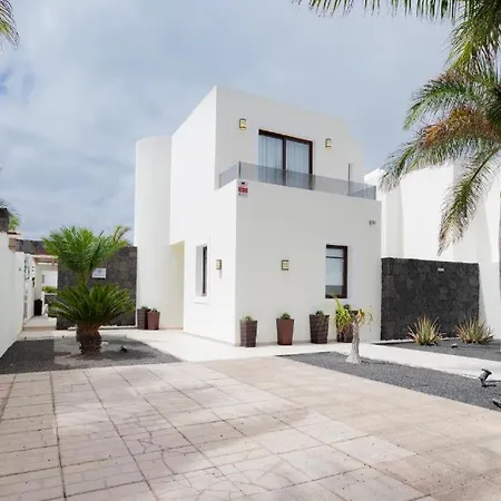 Lorena * Yaiza (Lanzarote)